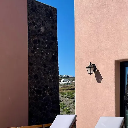 Golden Moments Luxury Stone A Messaria (Santorini)