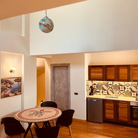 Golden Moments Luxury Stone A Messaria (Santorini)